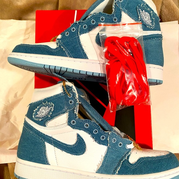 Air Jordan 1 Retro High OG (Denim) - Picture 1 of 12